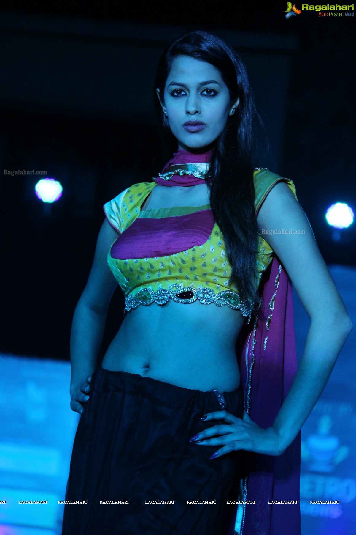 Kalamandir Hyderabad Wedding Fashion Tour 2014 (Day 1)