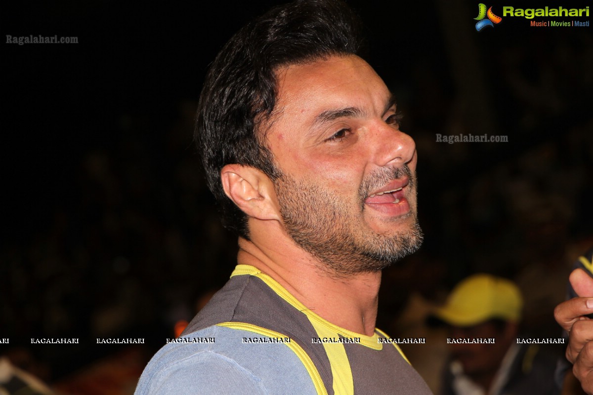 CCL4 Karnataka Bulldozers vs Mumbai Heros Semifinal Exclusive Photos