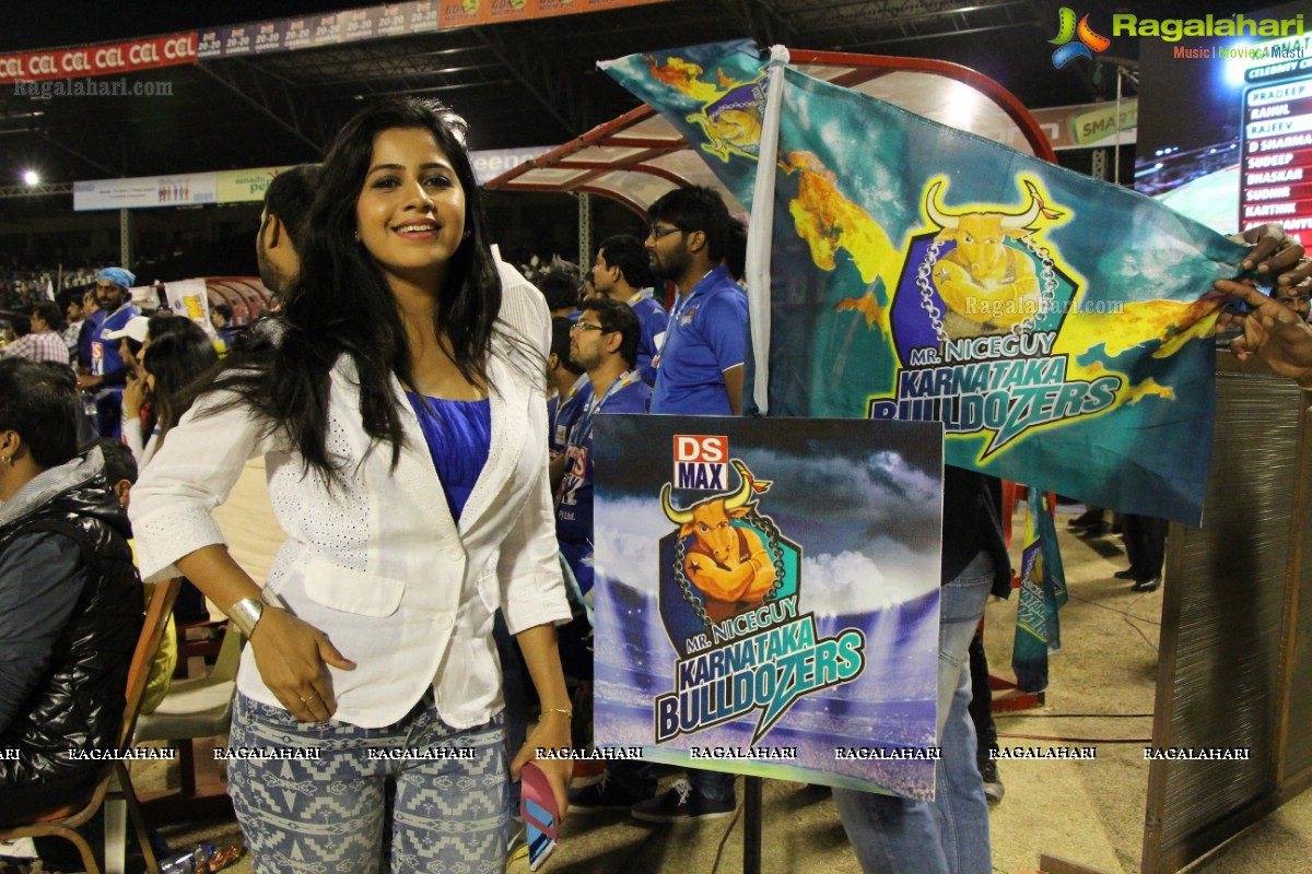 CCL4 Karnataka Bulldozers vs Mumbai Heros Semifinal Exclusive Photos