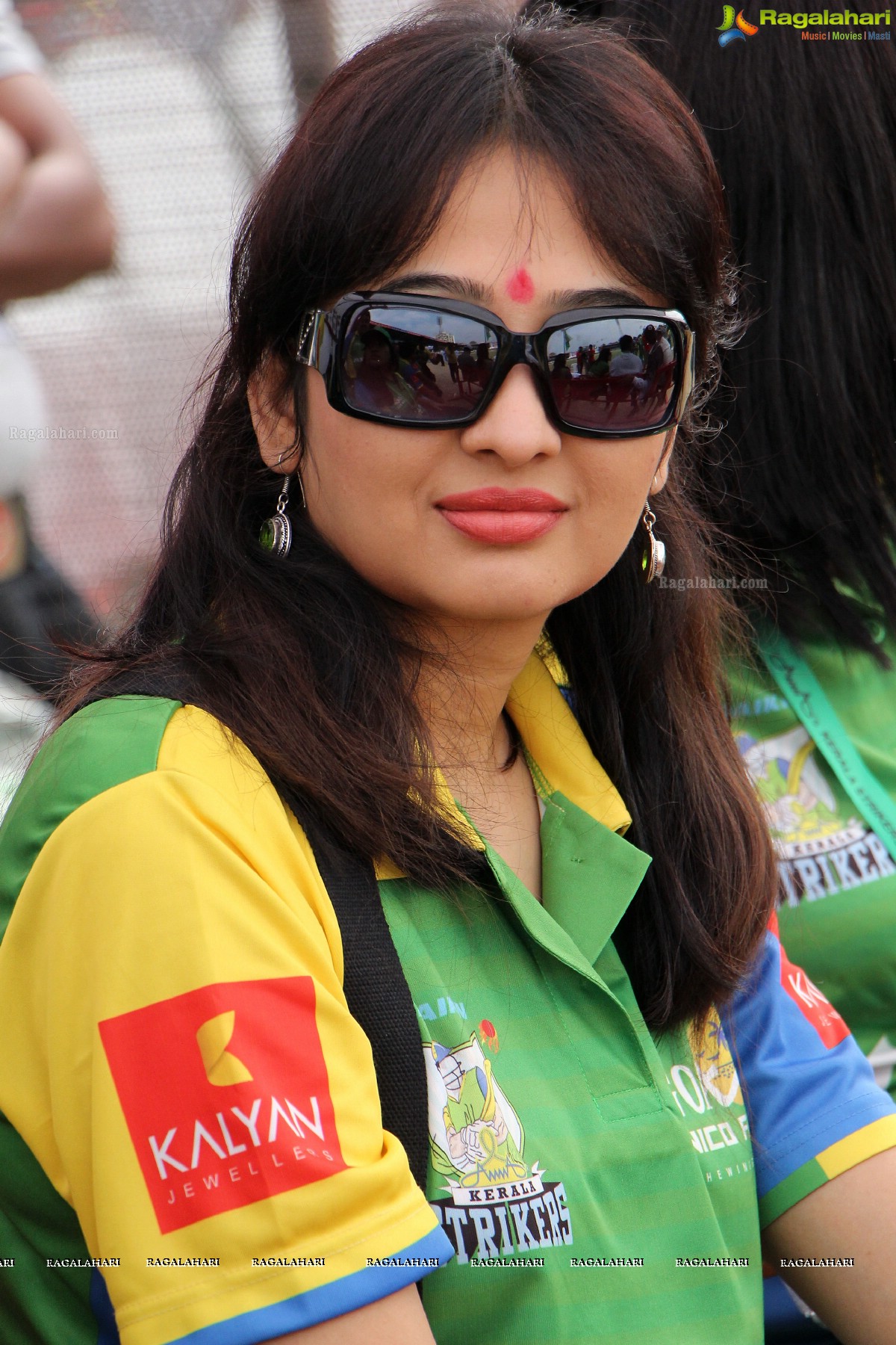 CCL4 Kerala Strikers vs Bojpuri Dabanggs Semifinal Exclusive Photos