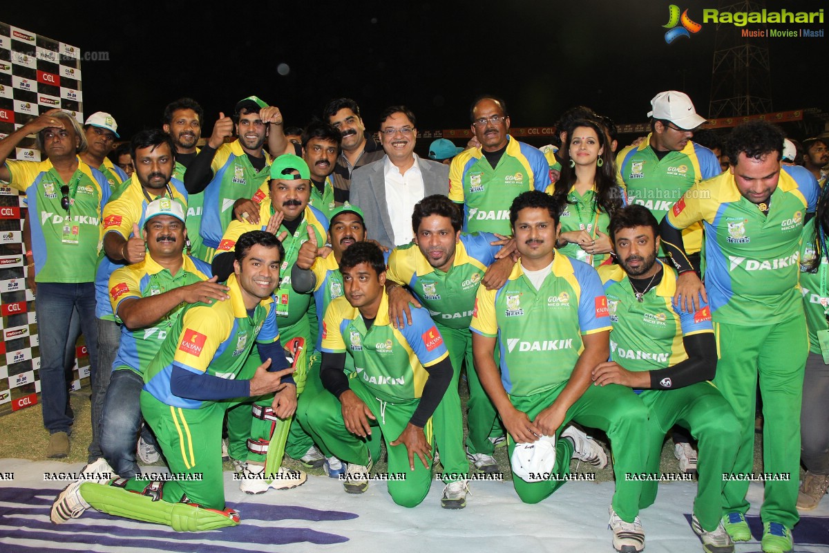 CCL4 Kerala Strikers vs Bojpuri Dabanggs Semifinal Exclusive Photos