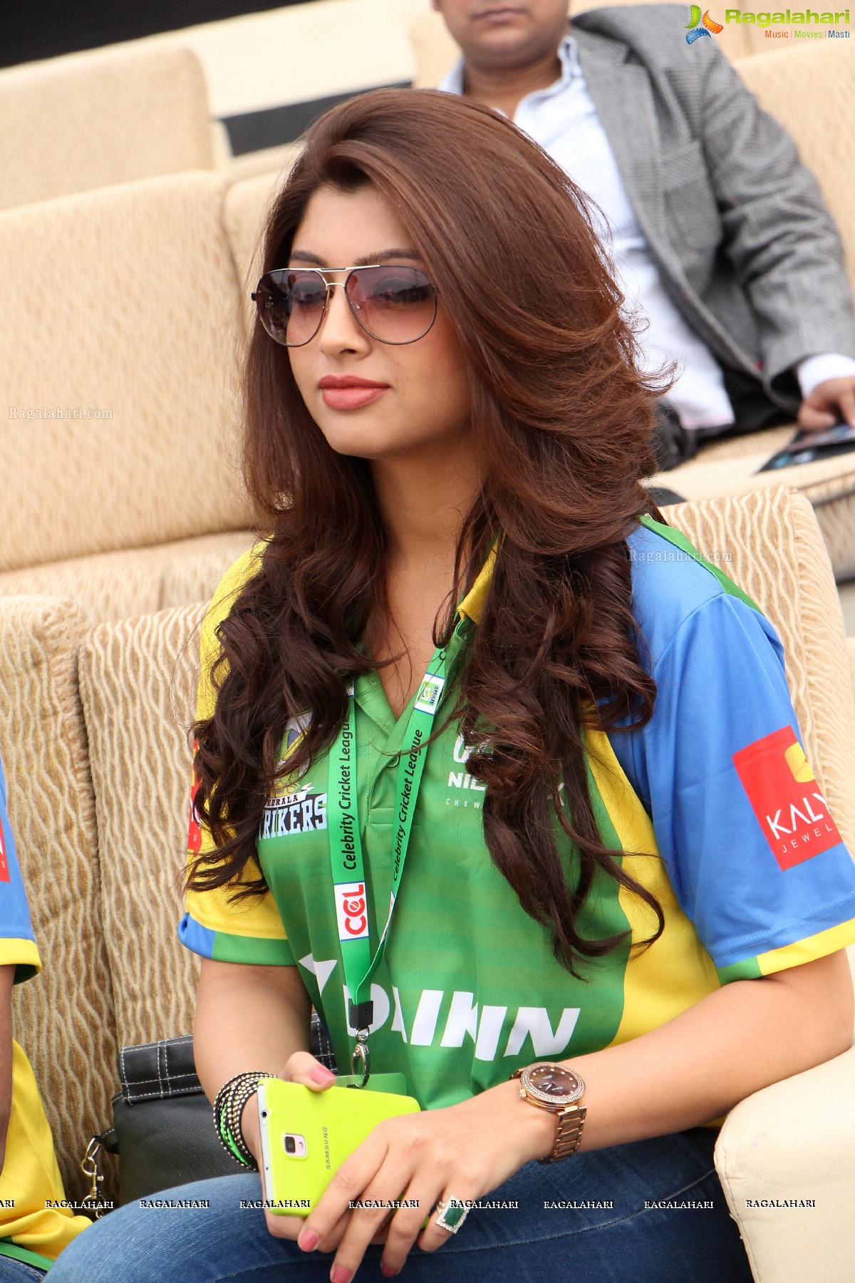 CCL4 Kerala Strikers vs Bojpuri Dabanggs Semifinal Exclusive Photos