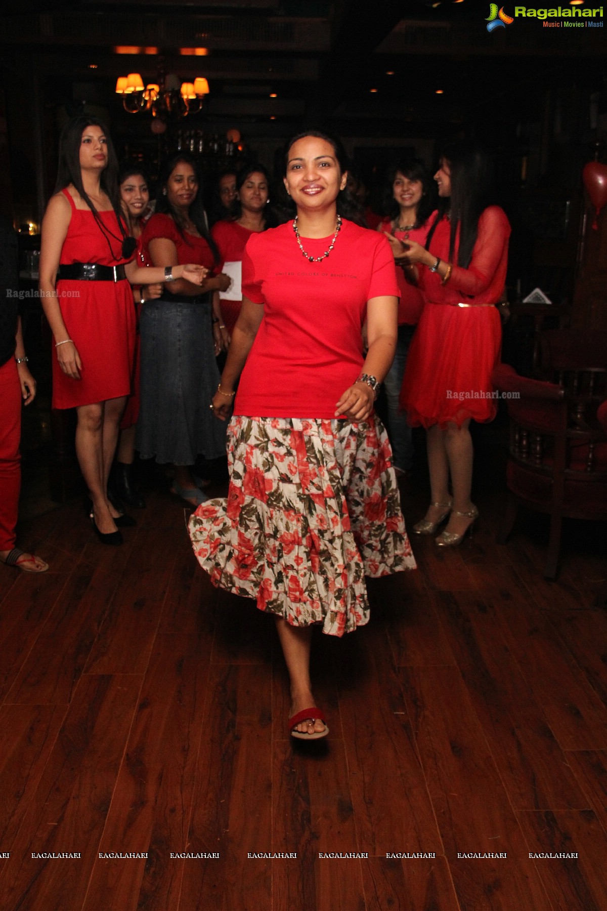 Pre-Valentine Bash by Meenu and Shruti at 10 D, Hyderabad