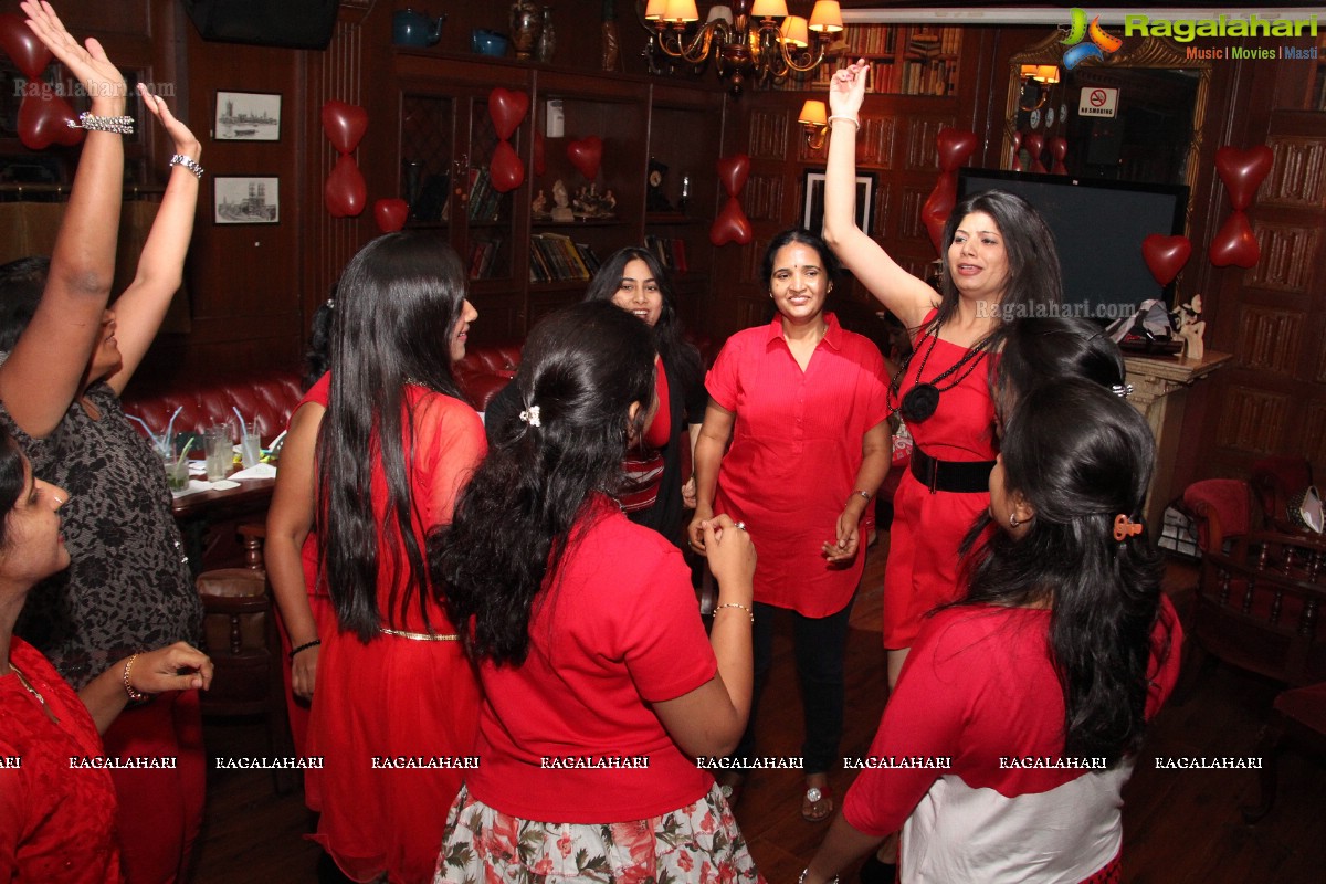 Pre-Valentine Bash by Meenu and Shruti at 10 D, Hyderabad