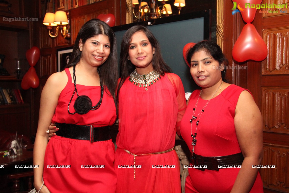 Pre-Valentine Bash by Meenu and Shruti at 10 D, Hyderabad