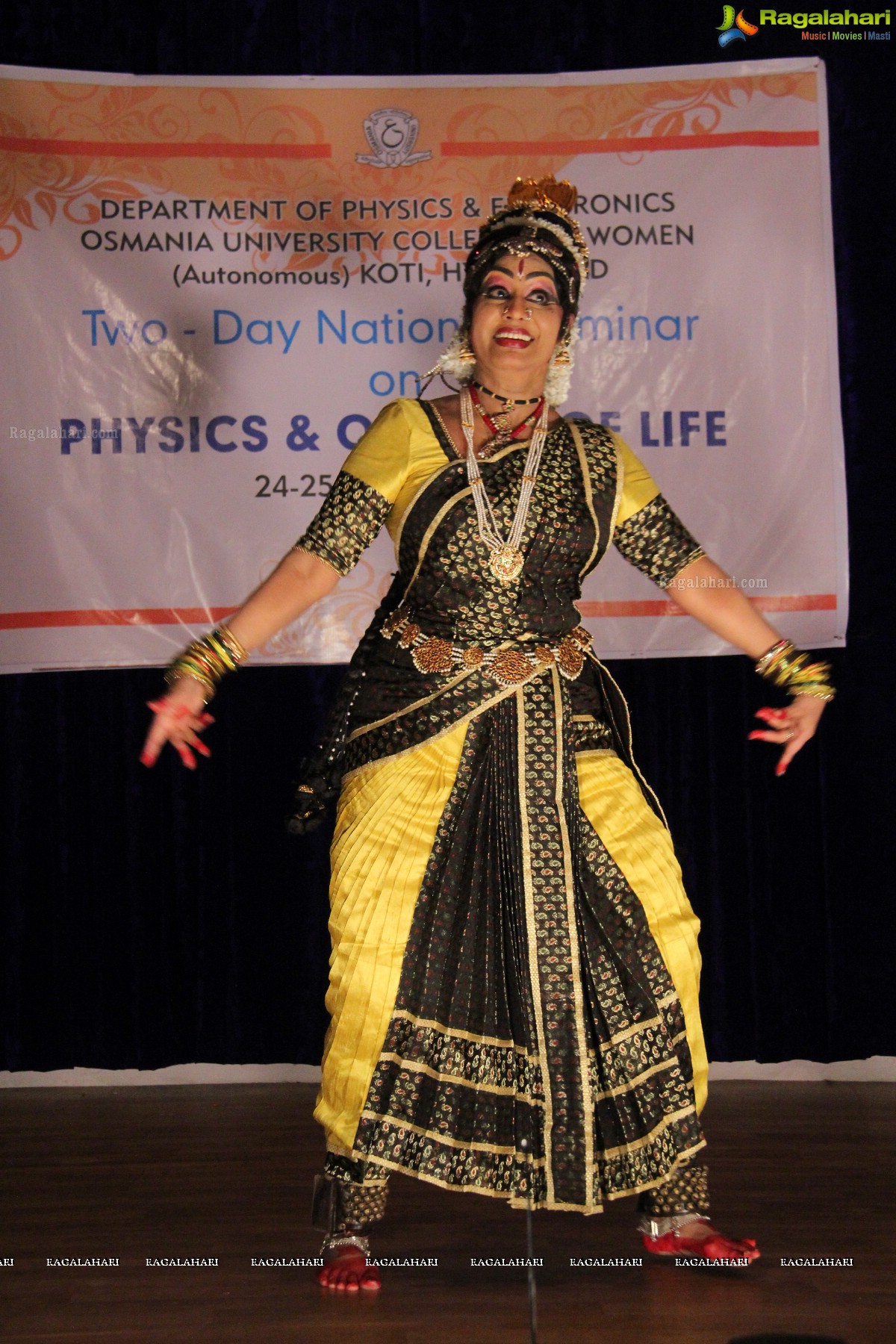 Kuchipudi Dance Drama 'Sri Krishna Parijatham' by Dr. Sobha Naidu