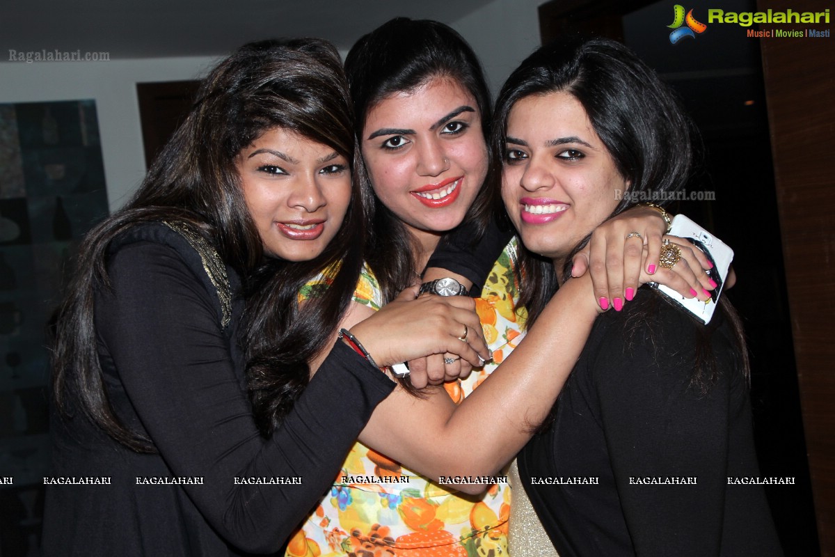 Stuti Kedia Birthday Party 2014 at Movida, Radisson Blu Plaza, Hyderabad