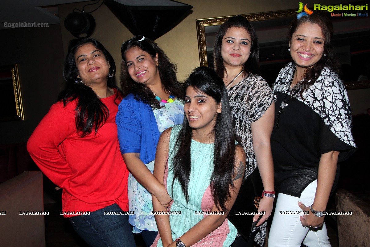 Stuti Kedia Birthday Party 2014 at Movida, Radisson Blu Plaza, Hyderabad