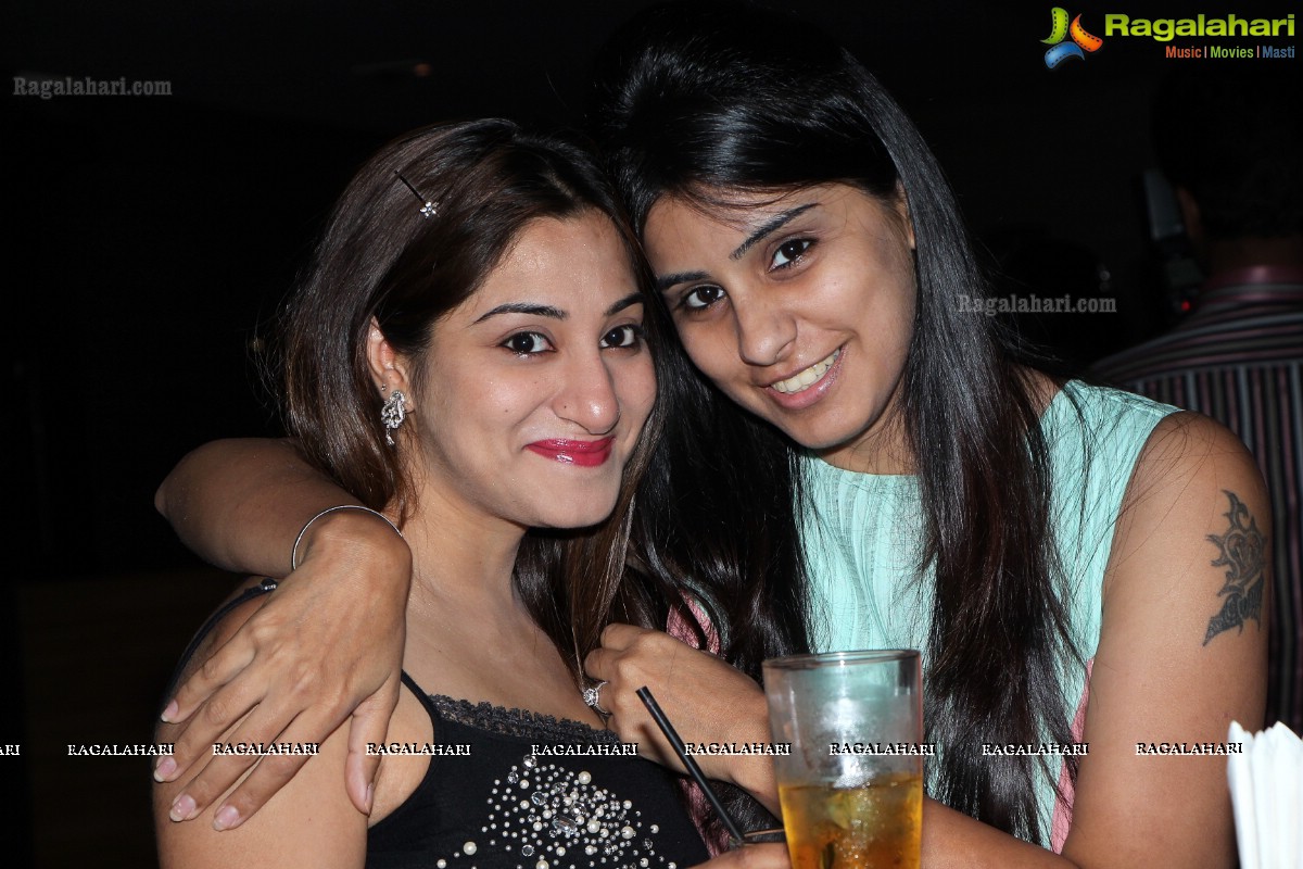 Stuti Kedia Birthday Party 2014 at Movida, Radisson Blu Plaza, Hyderabad