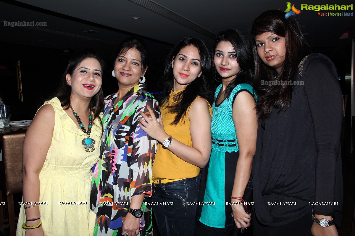 Stuti Kedia Birthday Party 2014 at Movida, Radisson Blu Plaza, Hyderabad