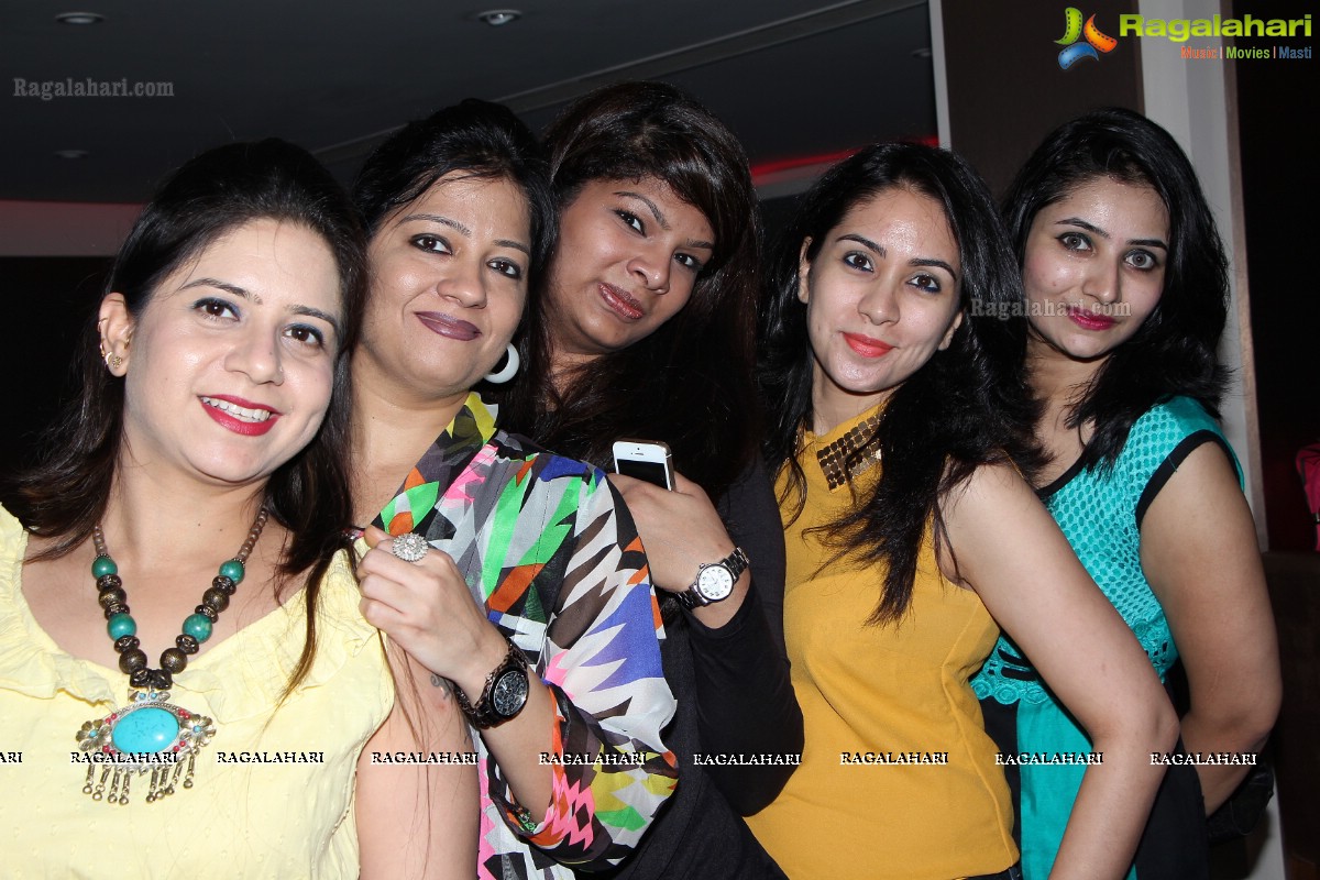 Stuti Kedia Birthday Party 2014 at Movida, Radisson Blu Plaza, Hyderabad