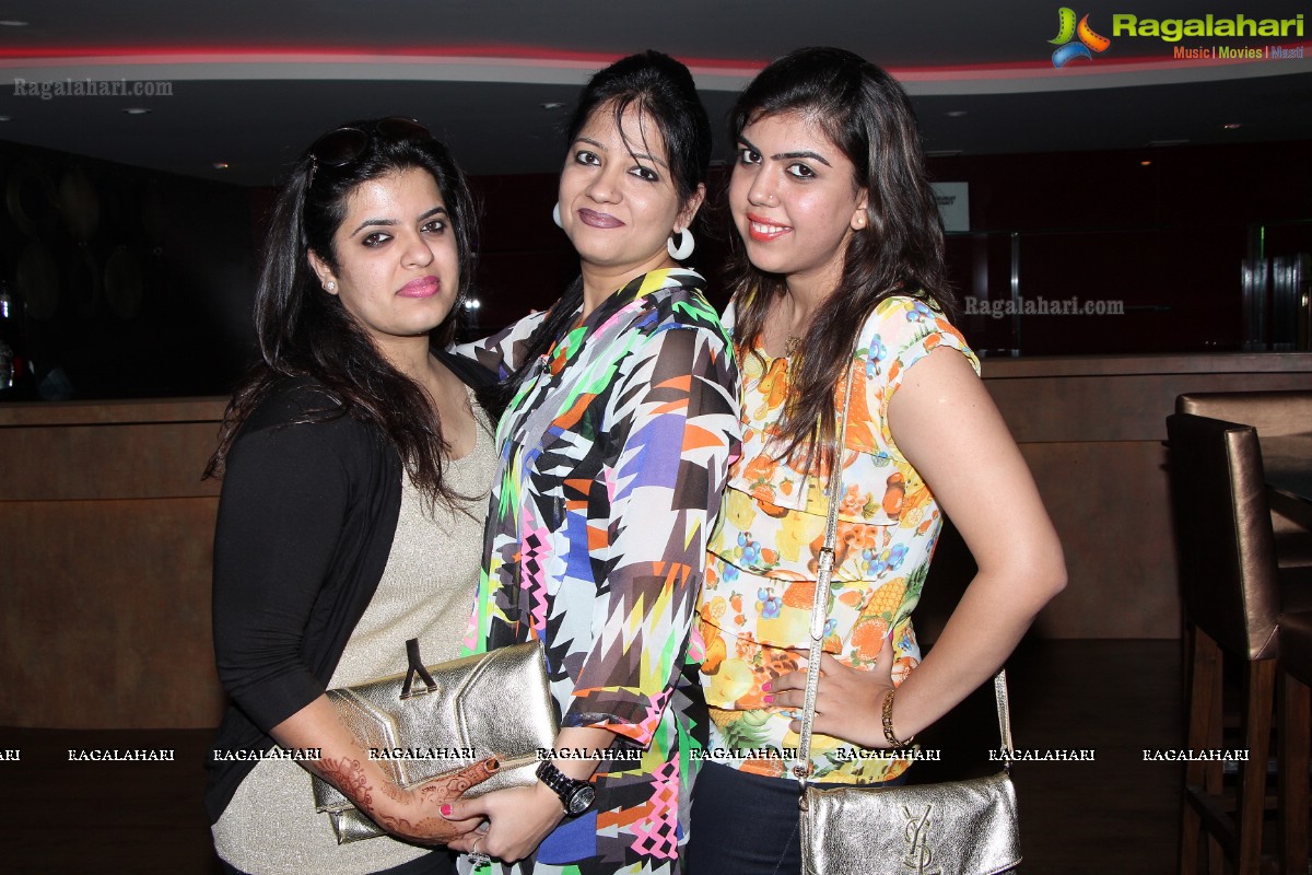 Stuti Kedia Birthday Party 2014 at Movida, Radisson Blu Plaza, Hyderabad