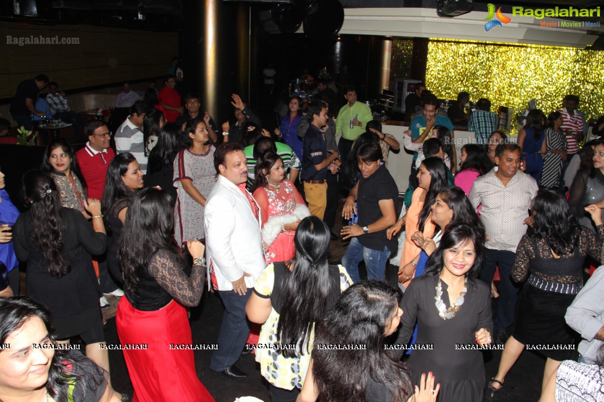 Subhash & Archana Gupta Silver Wedding Anniversary at Kismet