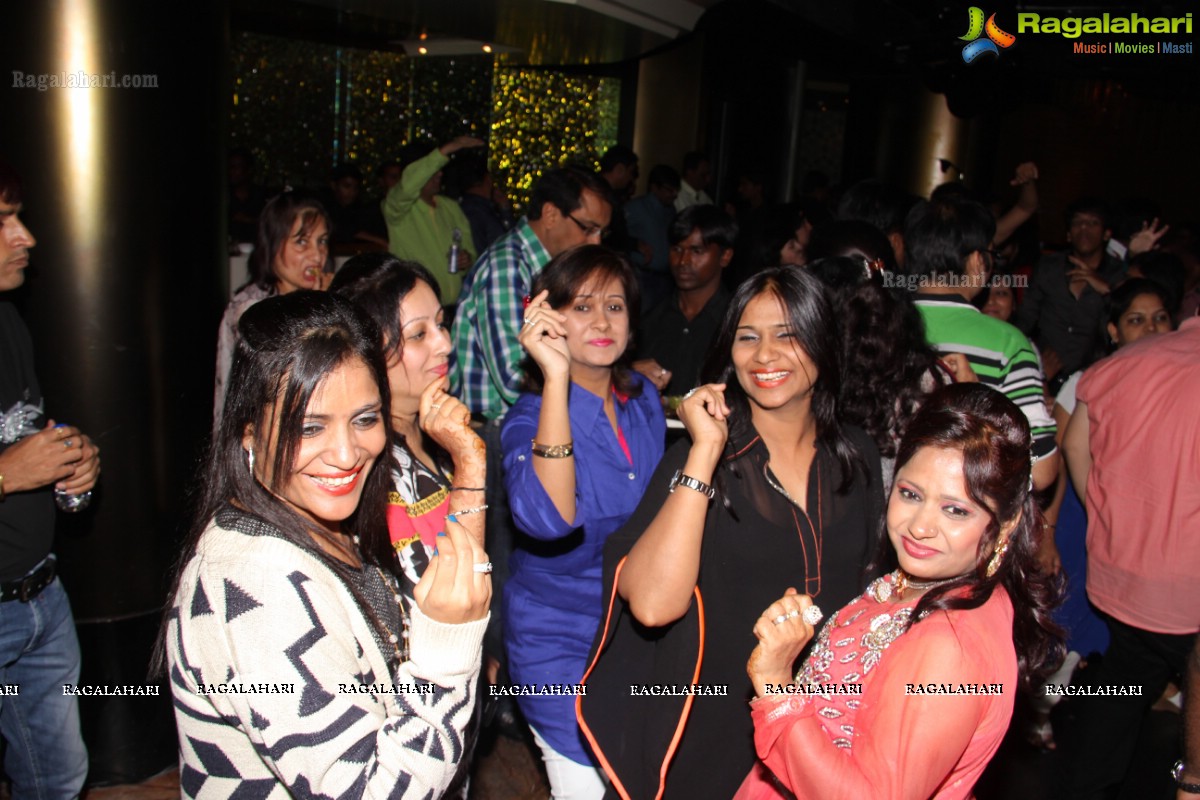 Subhash & Archana Gupta Silver Wedding Anniversary at Kismet