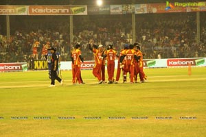 CCL4: Telugu Warriors Vs Karnataka Bulldozers