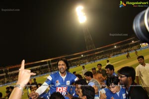 CCL4: Telugu Warriors Vs Karnataka Bulldozers