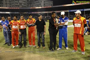 CCL4: Telugu Warriors Vs Karnataka Bulldozers