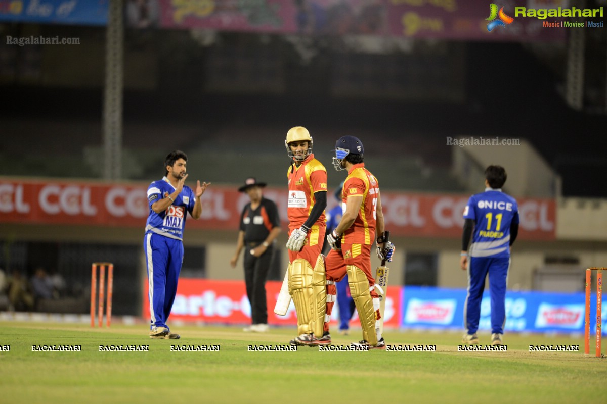 CCL4: Telugu Warriors Vs Karnataka Bulldozers (Set 2)