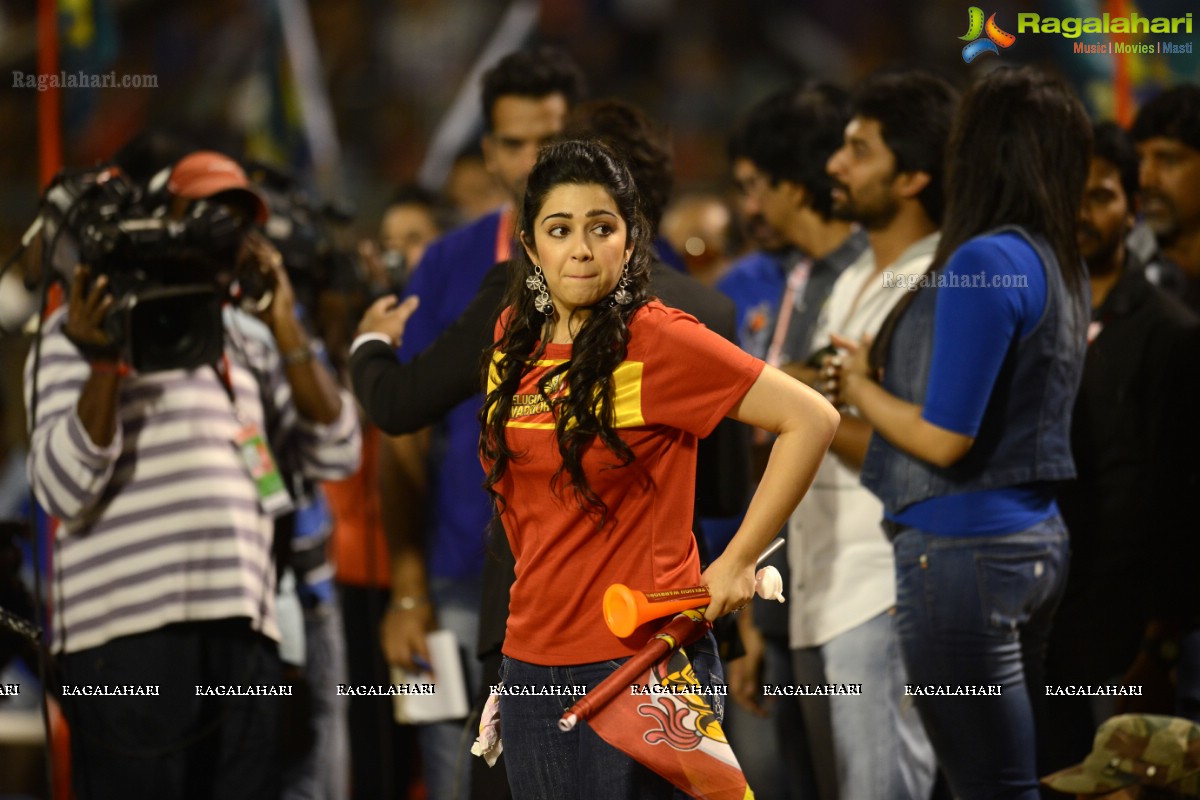 CCL4: Telugu Warriors Vs Karnataka Bulldozers (Set 2)