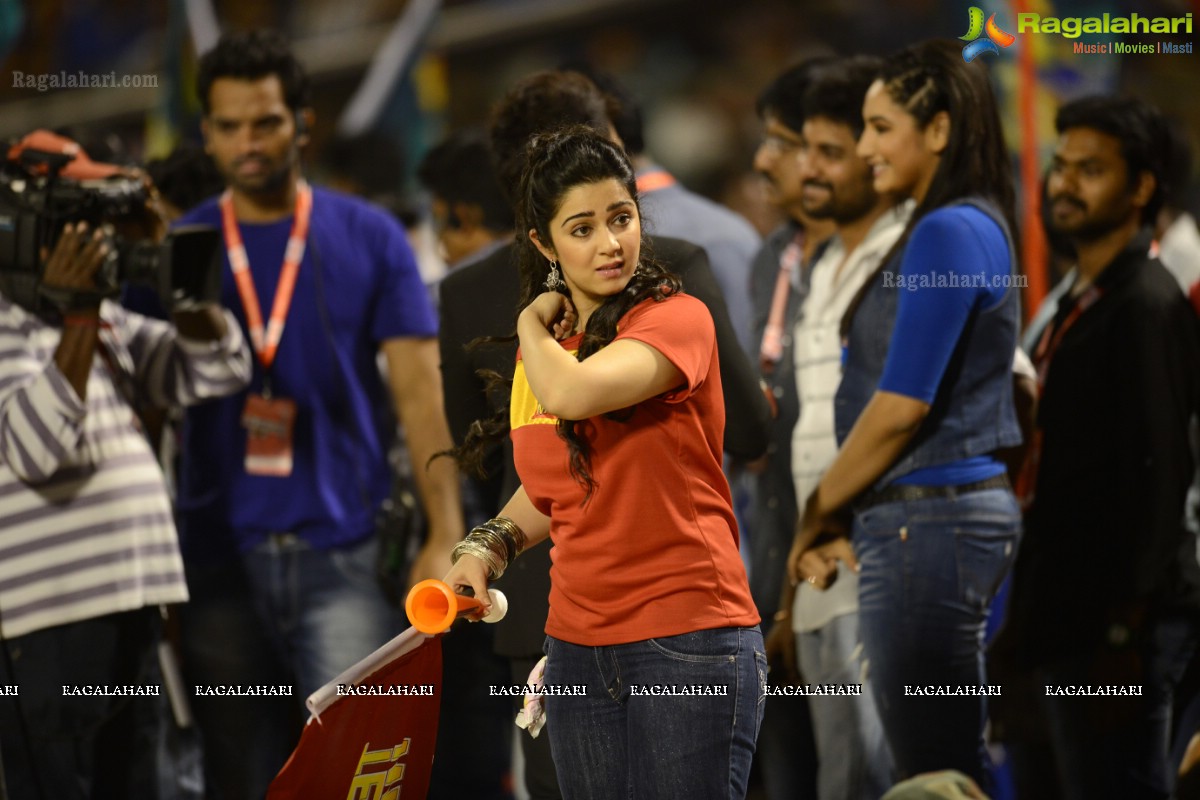 CCL4: Telugu Warriors Vs Karnataka Bulldozers (Set 2)