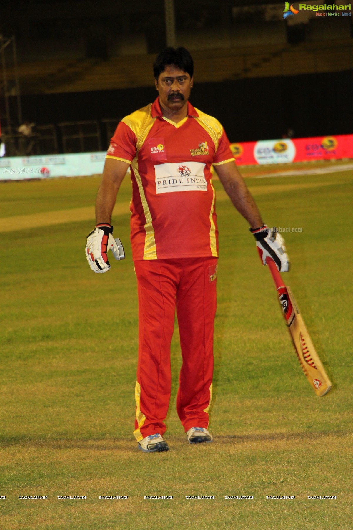 CCL4: Telugu Warriors Vs Karnataka Bulldozers (Set 2)