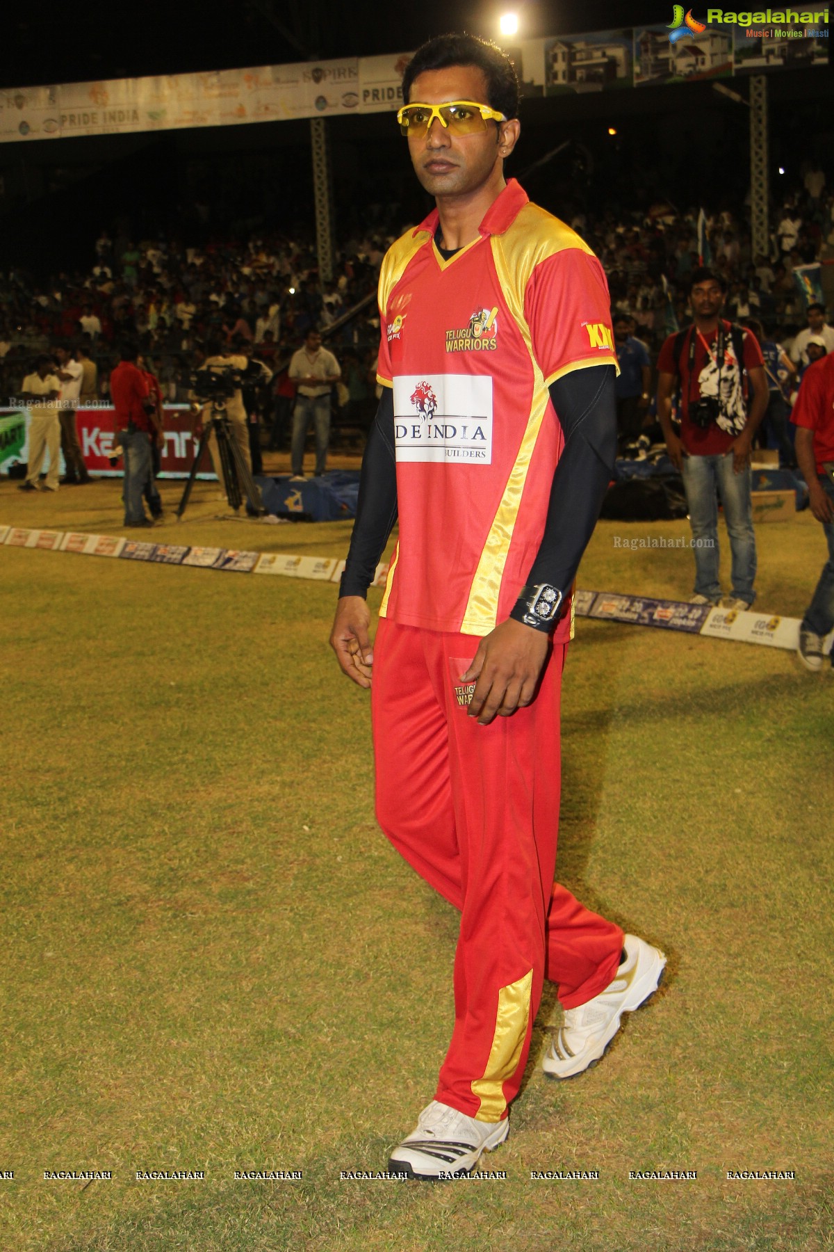 CCL4: Telugu Warriors Vs Karnataka Bulldozers (Set 2)