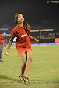 CCL4: Telugu Warriors Vs Karnataka Bulldozers