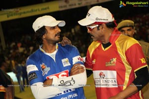 CCL4: Telugu Warriors Vs Karnataka Bulldozers