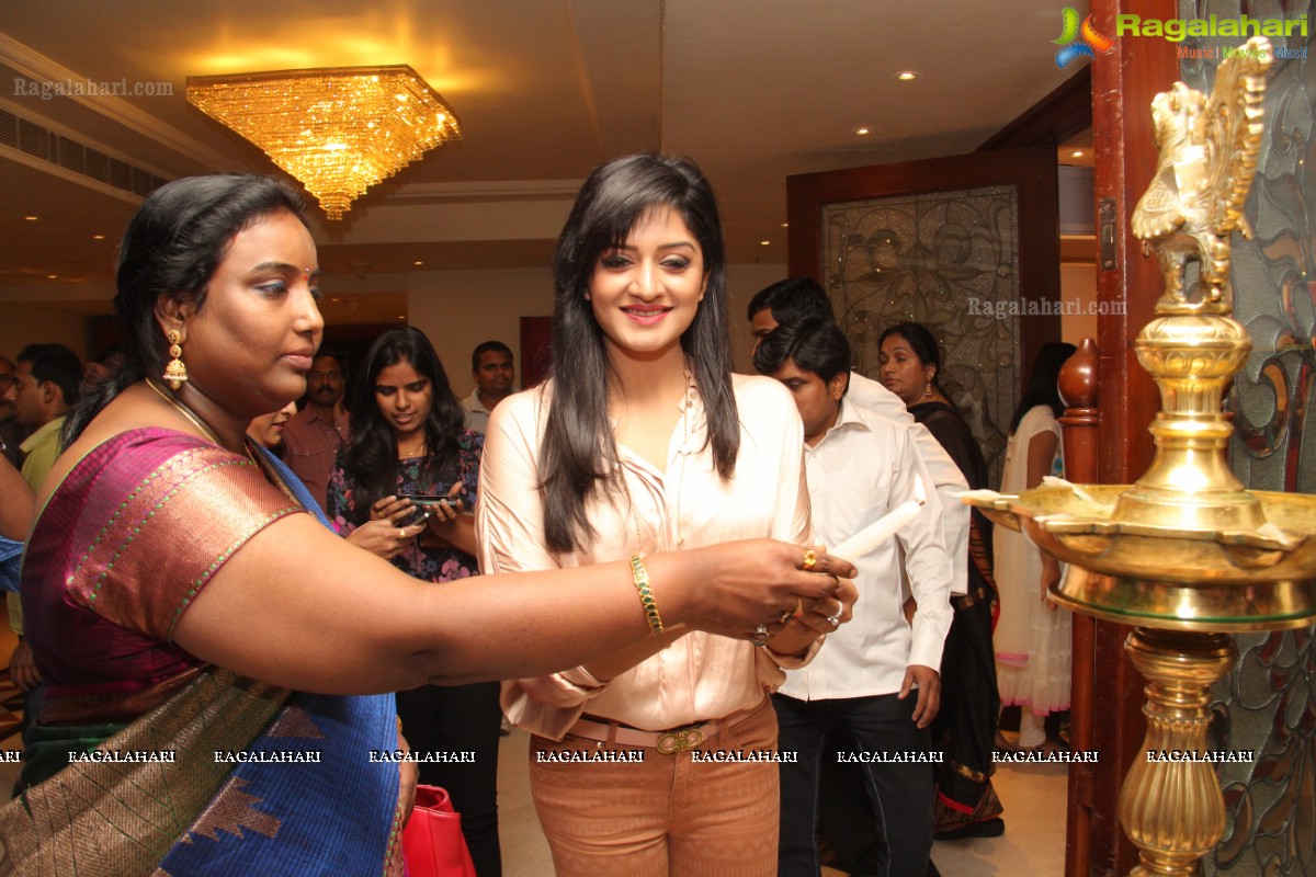 Vimala Raman Launches Trendz Exhibition 