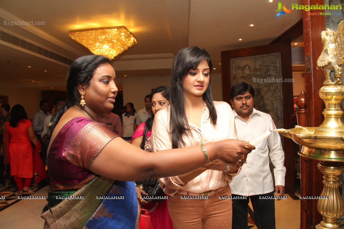 Vimala Raman Launches Trendz Exhibition 