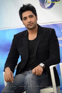 Dongata Lakshmi Manchu Adivi Sesh