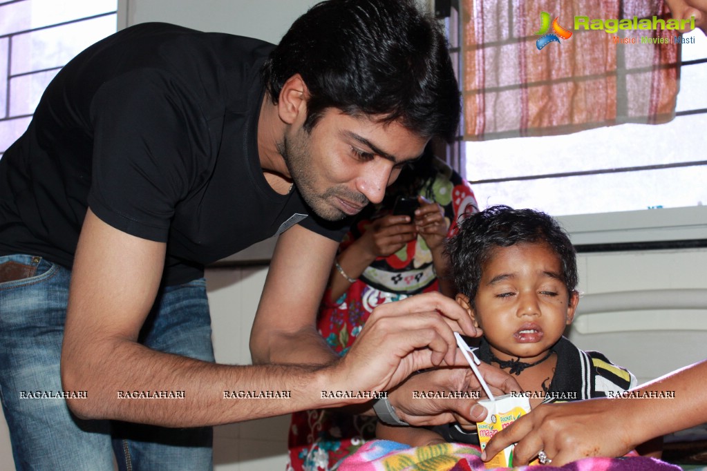 Allari Naresh at MNJ Cancer Hospital