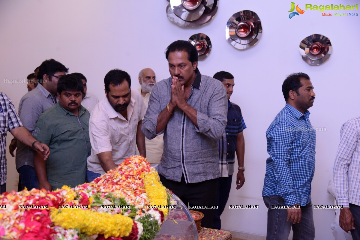 Celebs pay homage to Dr. D. Ramanaidu