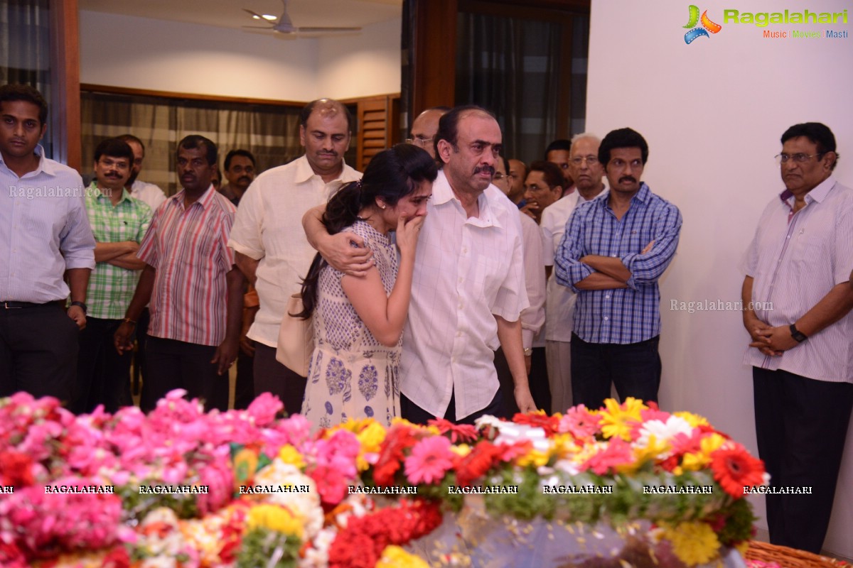 Celebs pay homage to Dr. D. Ramanaidu