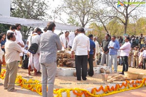 Ramanaidu Last Rites Photos