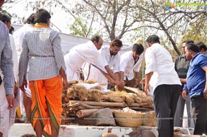 Ramanaidu Last Rites Photos