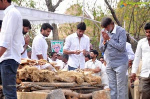 Ramanaidu Last Rites Photos