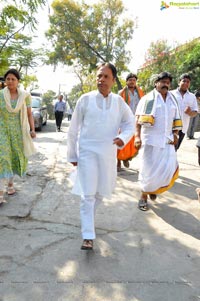 Ramanaidu Last Rites Photos