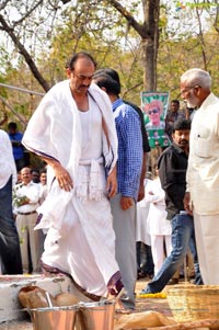 Ramanaidu Last Rites Photos