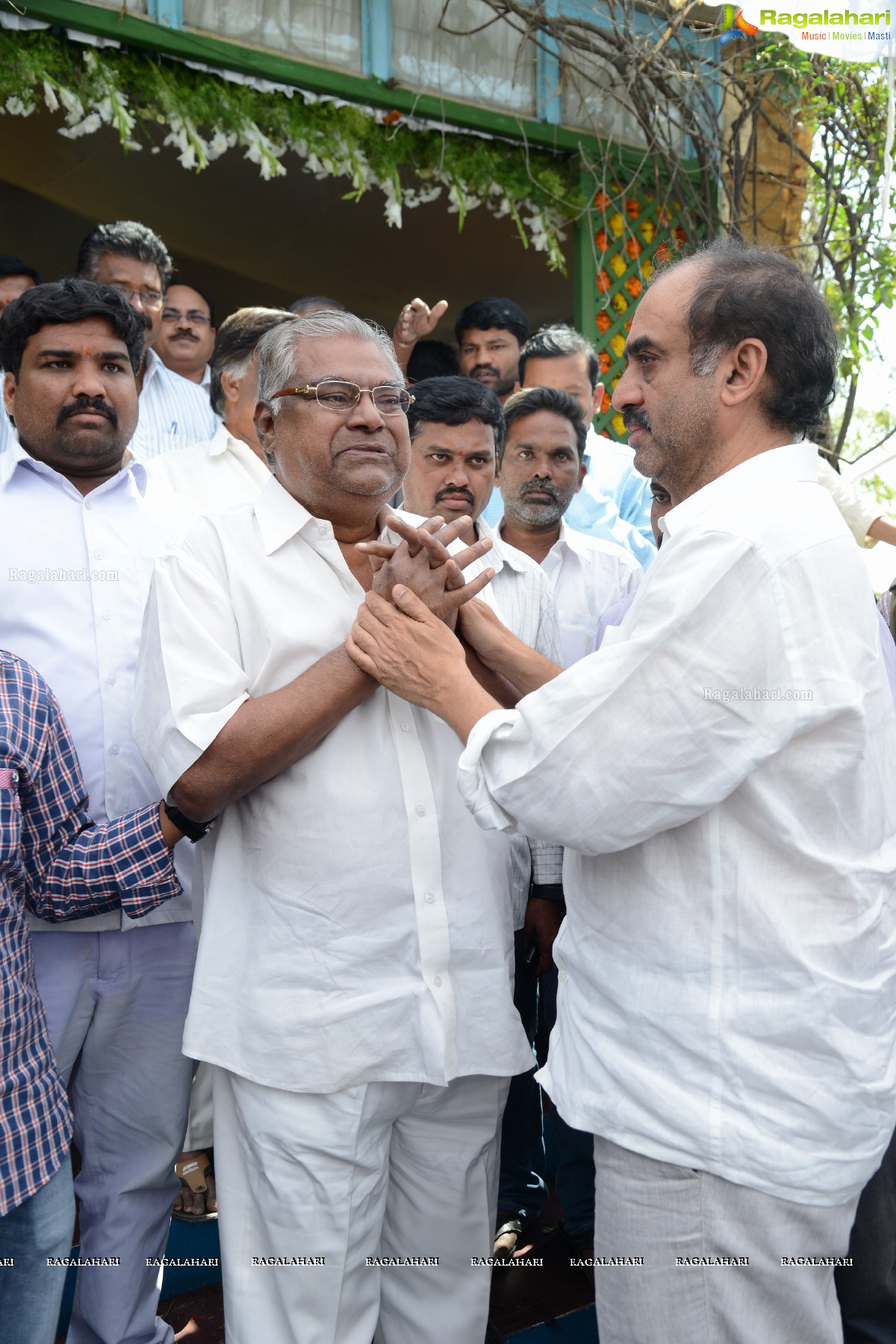 Last Rites of Dr. D. Ramanaidu