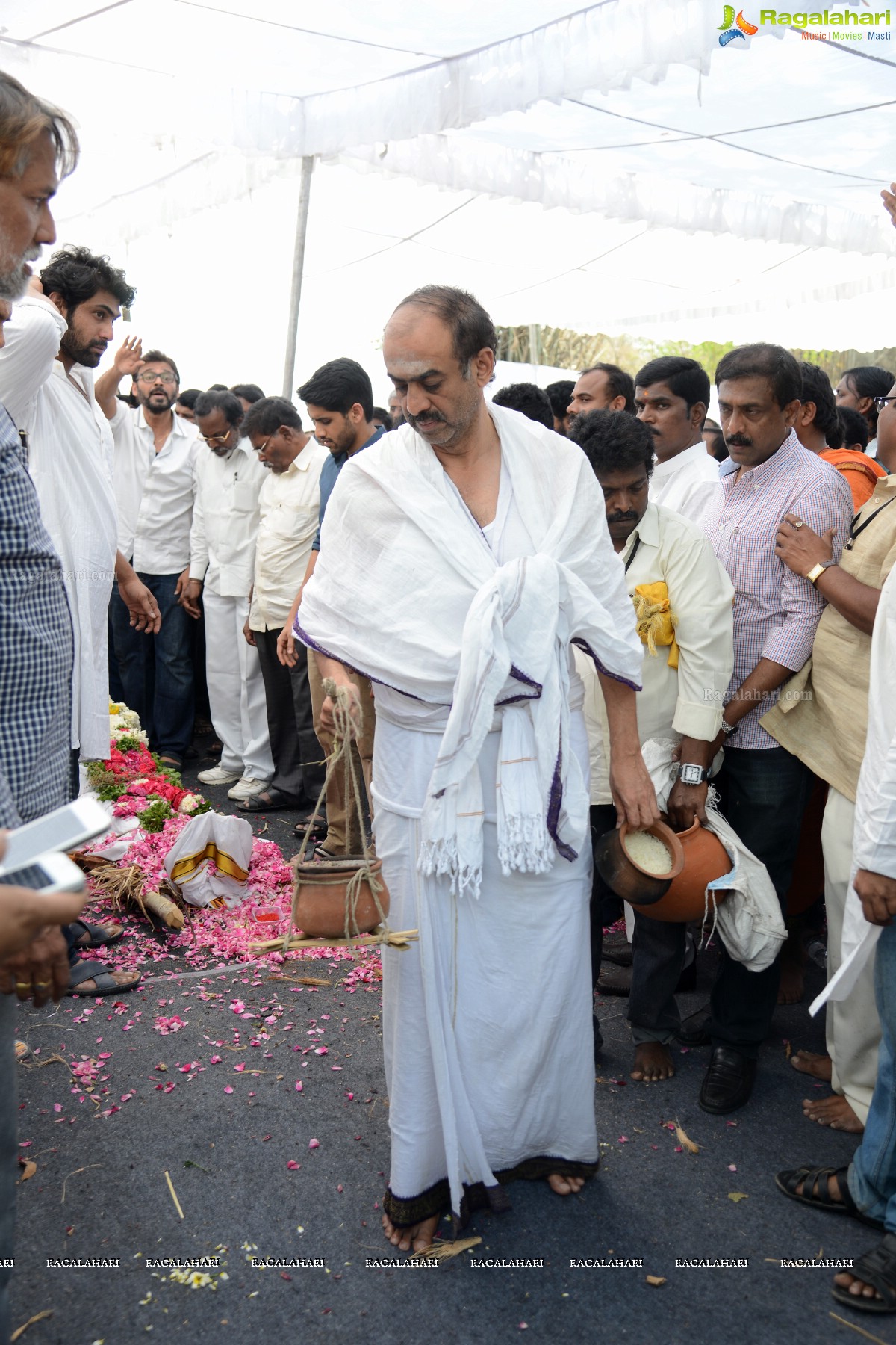 Last Rites of Dr. D. Ramanaidu