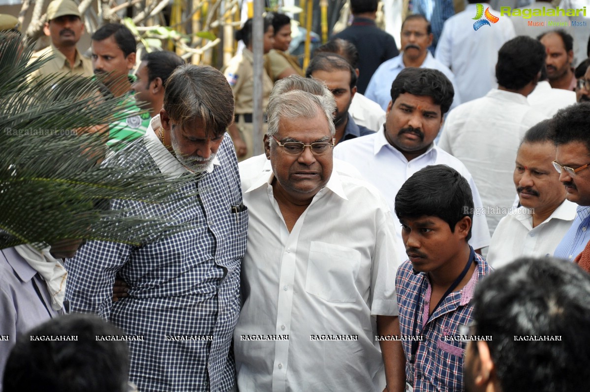 Last Rites of Dr. D. Ramanaidu