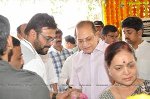 Ramanaidu Last Rites Photos