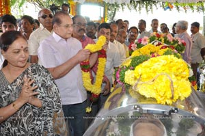 Ramanaidu Last Rites Photos