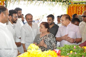 Ramanaidu Last Rites Photos