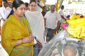 Ramanaidu Last Rites Photos