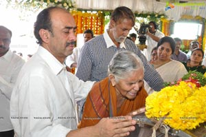 Ramanaidu Last Rites Photos