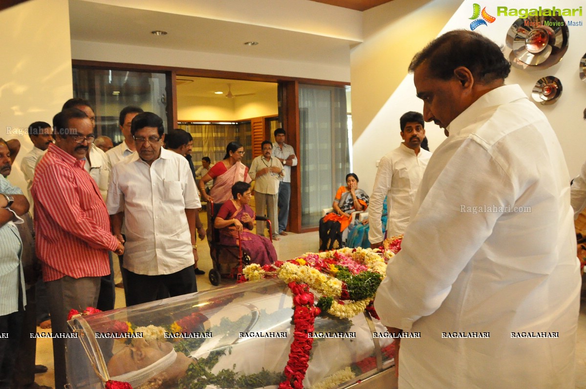 Last Rites of Dr. D. Ramanaidu