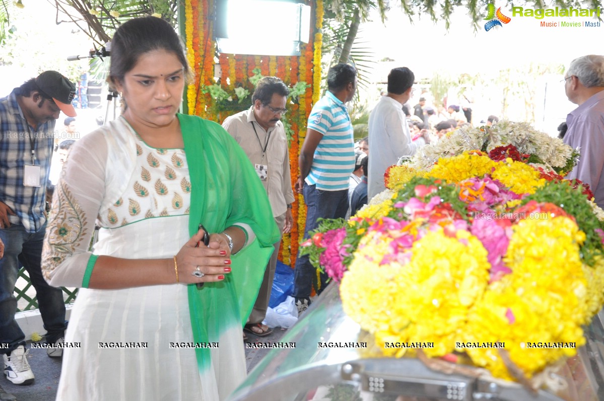 Last Rites of Dr. D. Ramanaidu