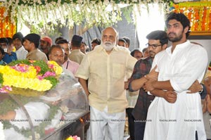 Ramanaidu Last Rites Photos